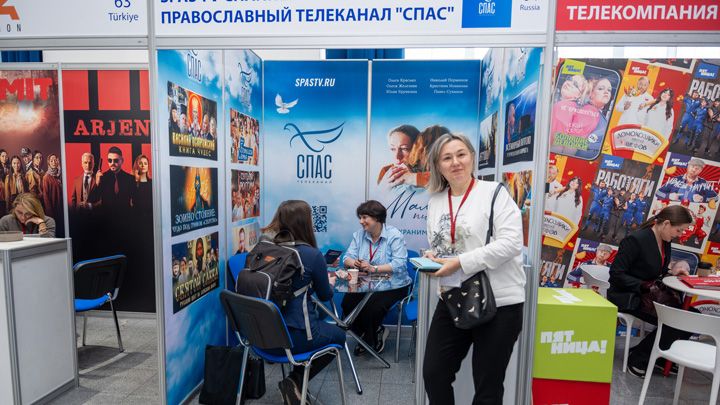 stand-4-main.jpg